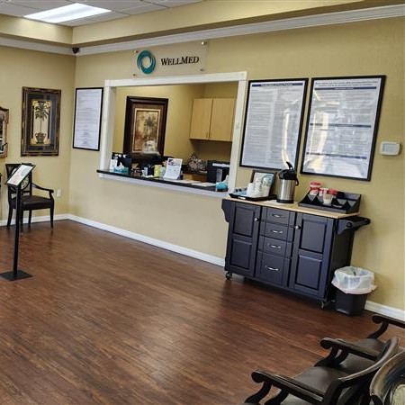 WellMed at SE Lakeland Interior Photo