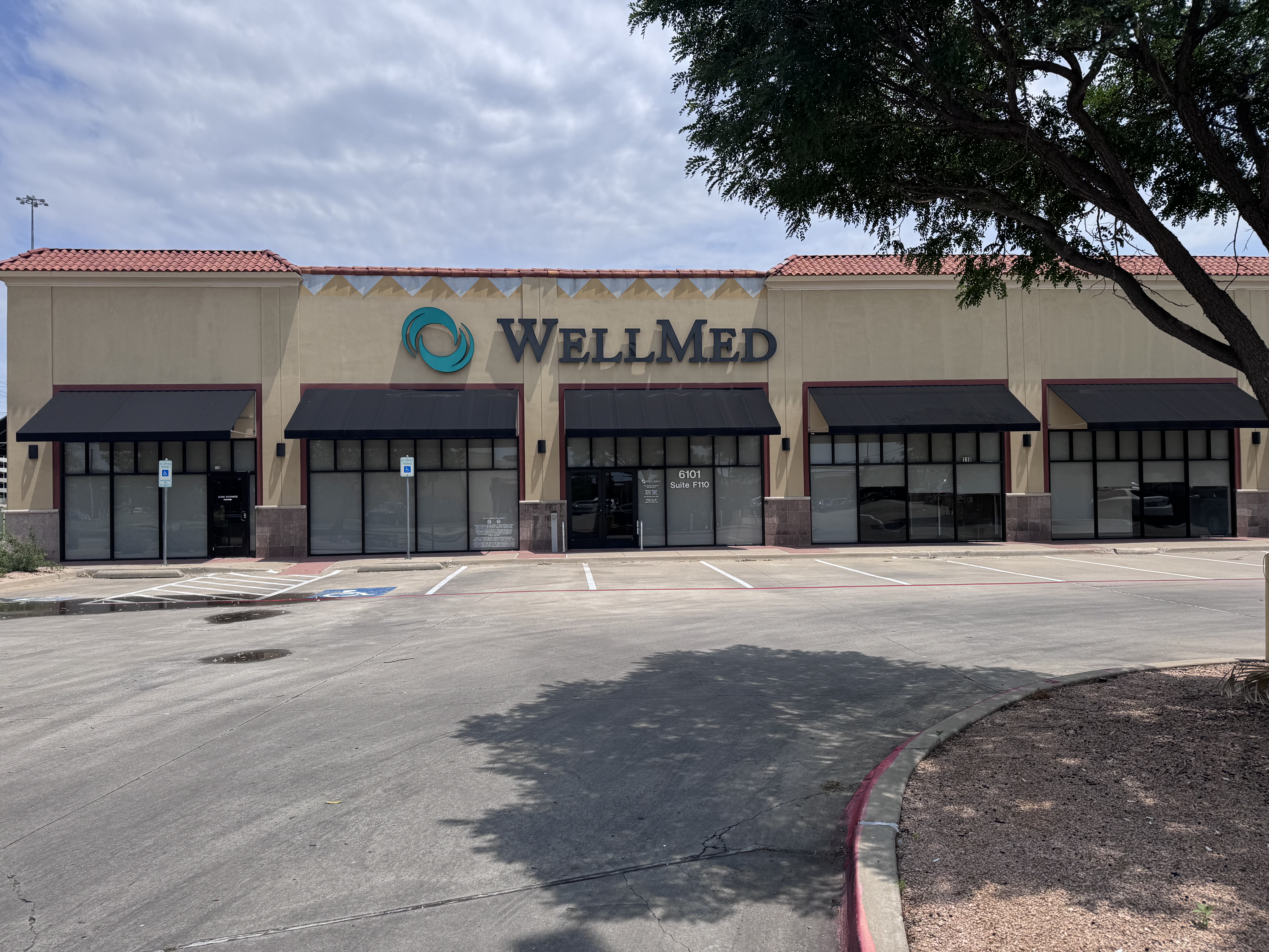 WellMed at Spring Creek Store Front