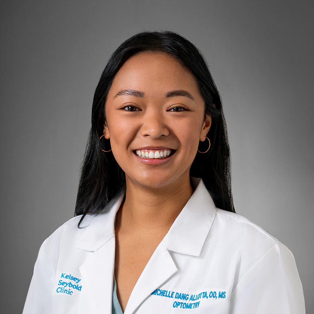 Michelle Mytien Dang, OD practices Optometry in Houston