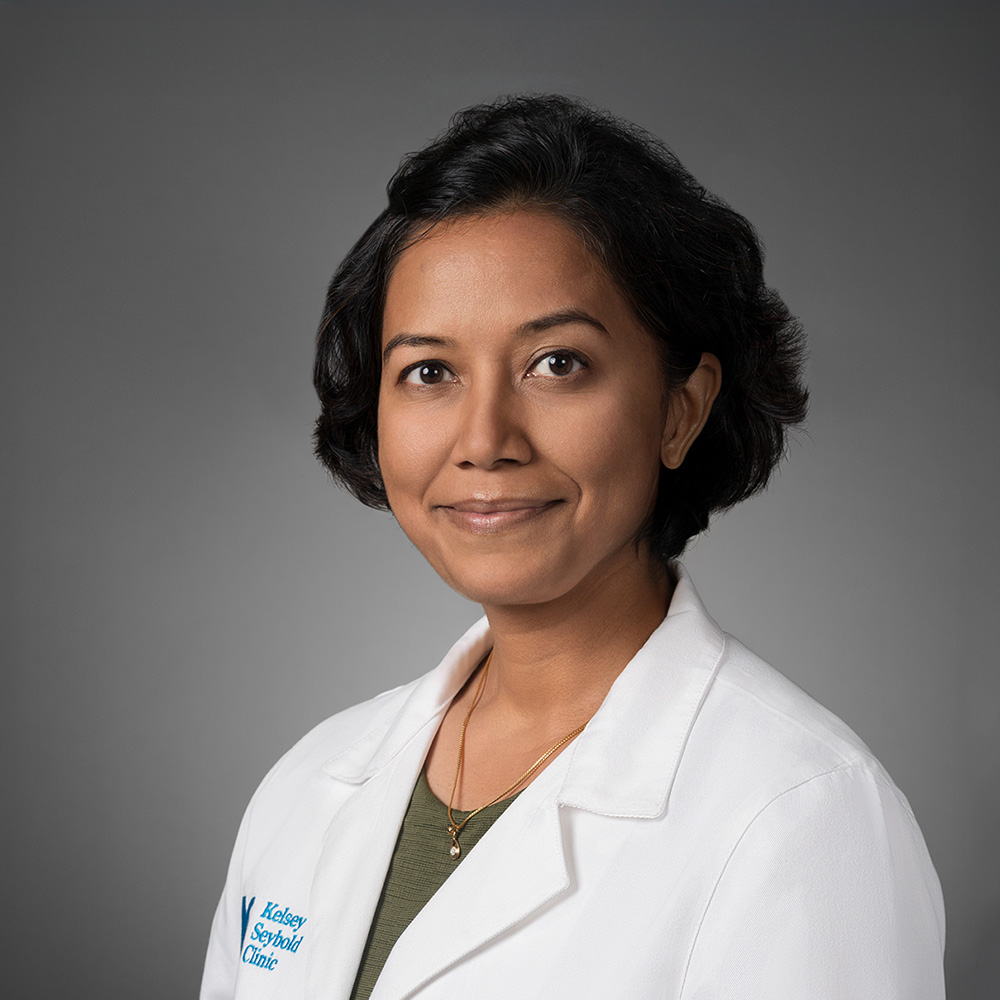 Parul Sinha, MD practices Otolaryngology in Houston and Sugar Land