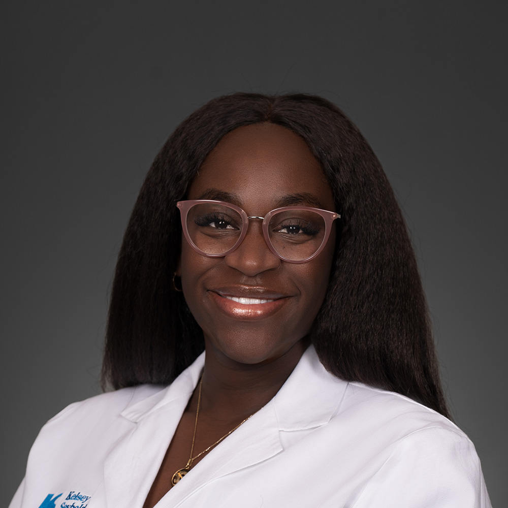 Tricia Anges Bankas, NP practices Family Nurse Practitioner in Houston and Sugar Land