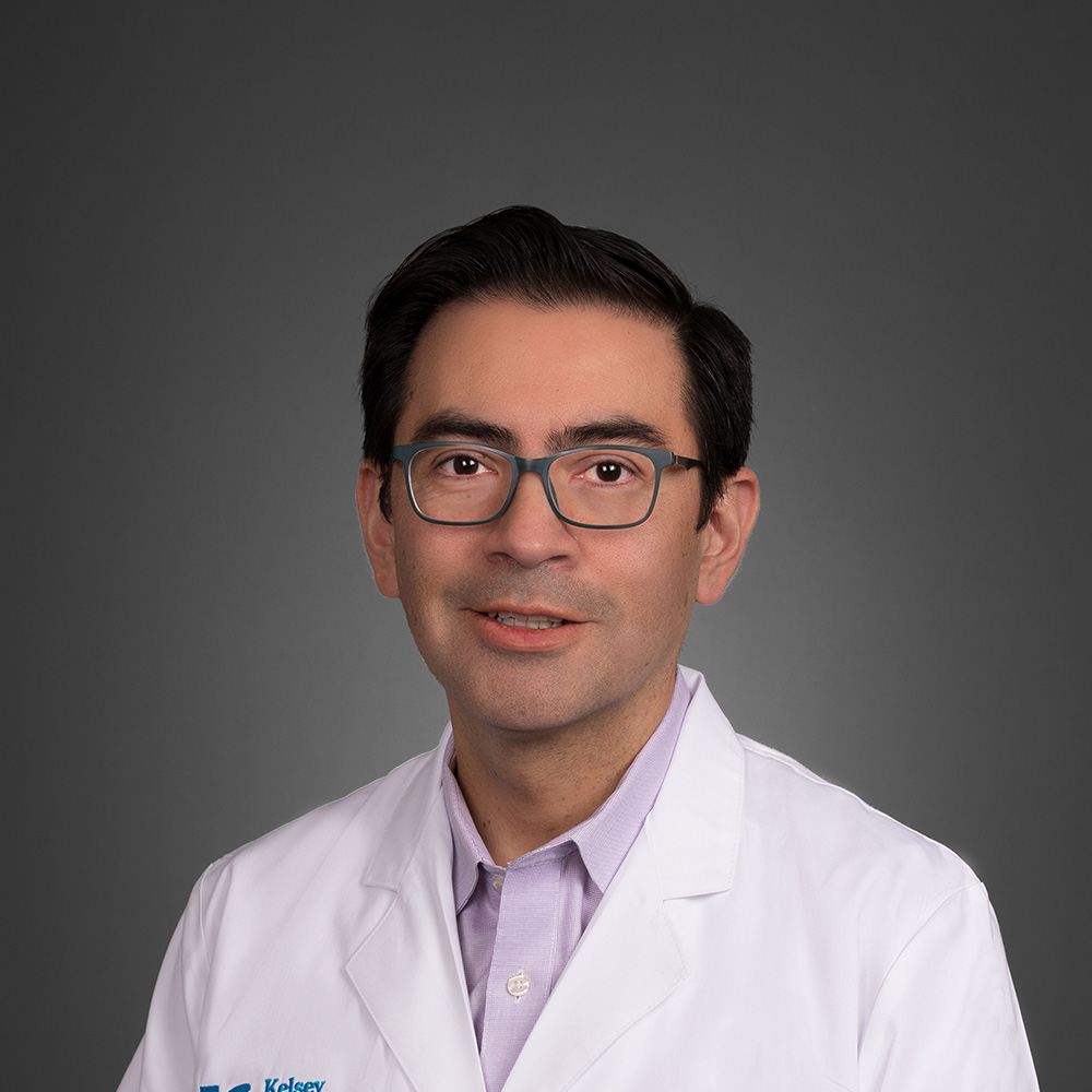 Fernando Gomez-Rivera, MD practices Otolaryngology in Houston and Webster