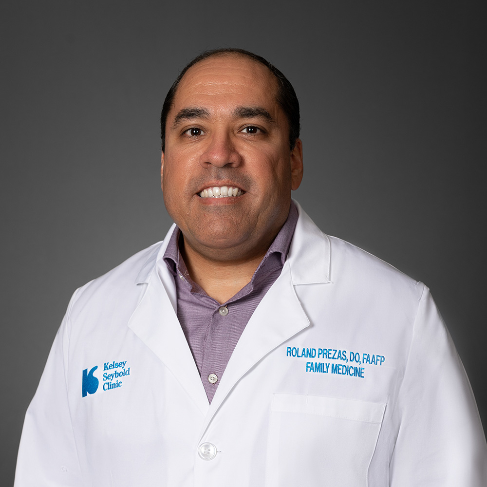 Roland Prezas, DO practices Family Medicine in Lake Jackson