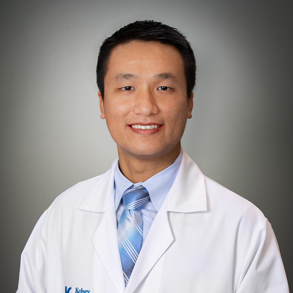 Calvin Tran, MD practices Internal Medicine in Katy
