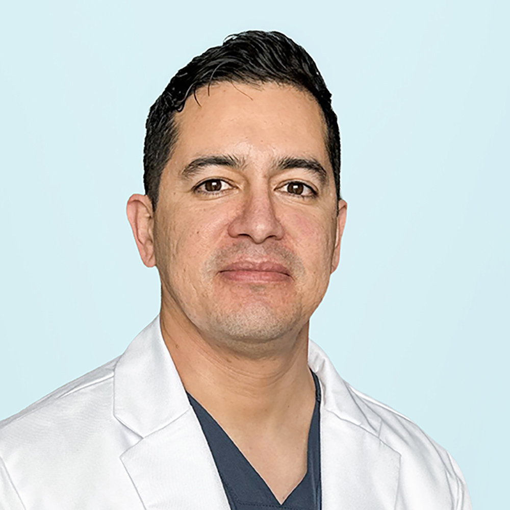 David Benitez, MD practices Internal Medicine in Portland