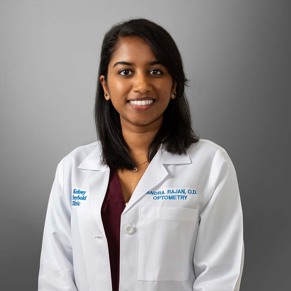 Sandra Rajan, OD practices Optometry in Sugar Land and Webster