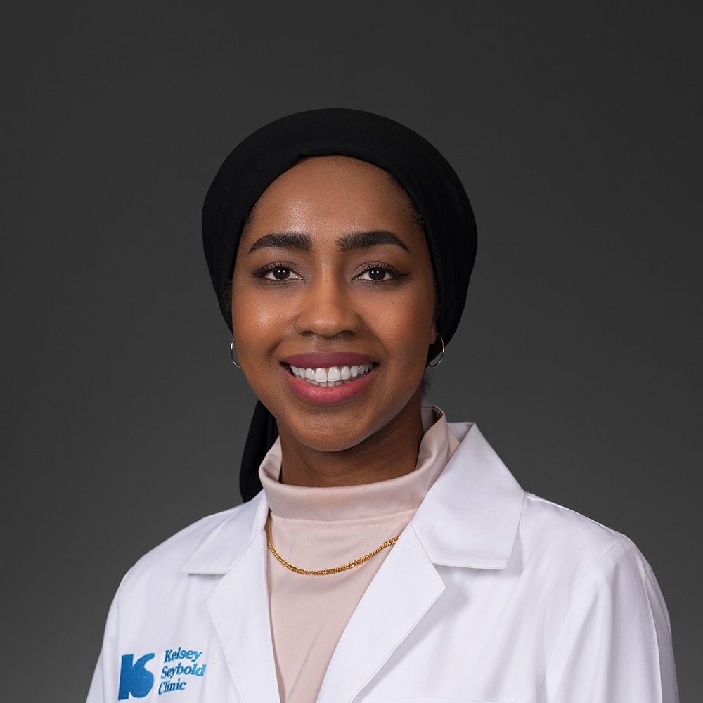 Aalia Al-Barwani, MD practices Family Medicine in Houston