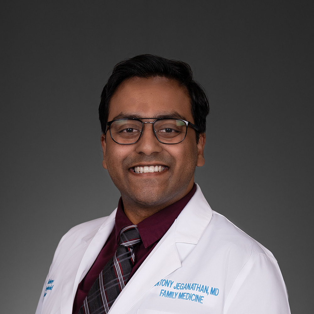 Antony Grege Jeganathan, MD practices Family Medicine in Houston