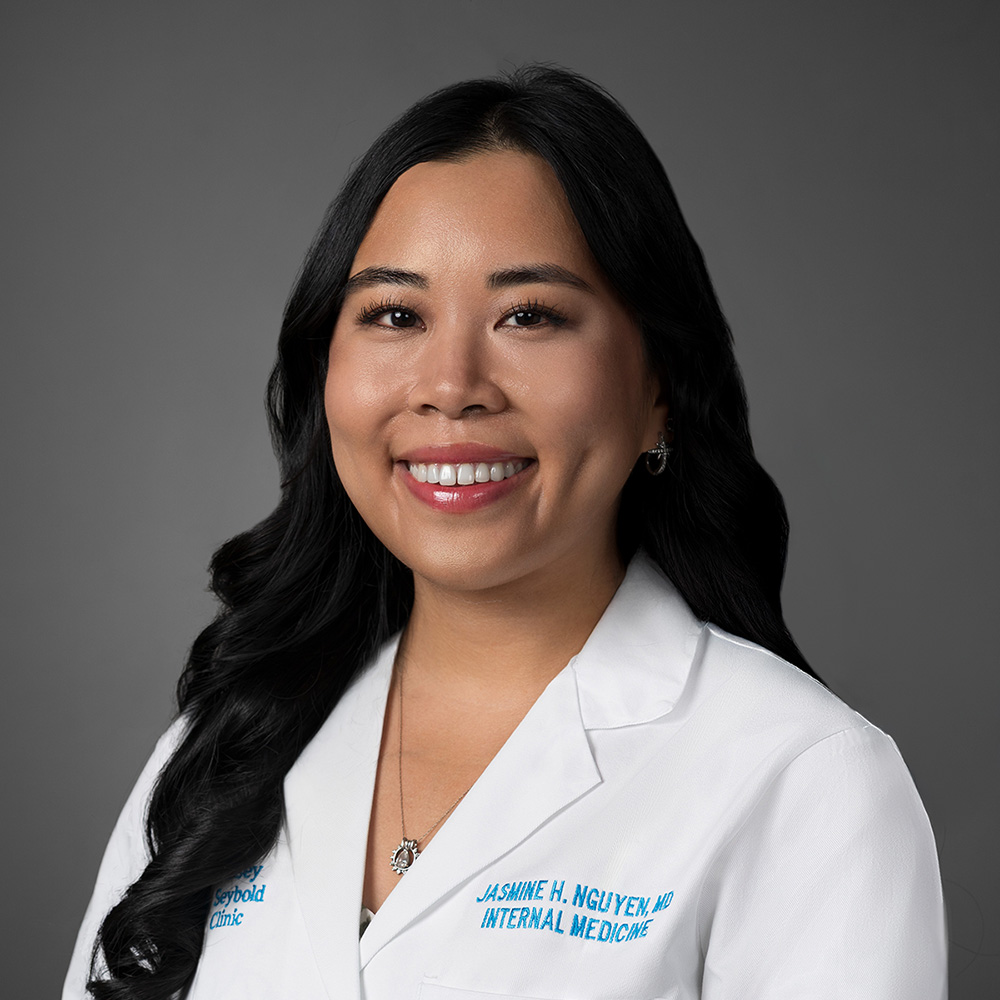 Jasmine Hoanglan Nguyen, MD practices Internal Medicine in Humble