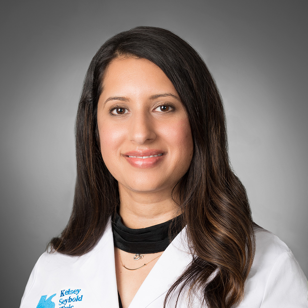 Amber M. Malik, MD practices Family Medicine in Houston