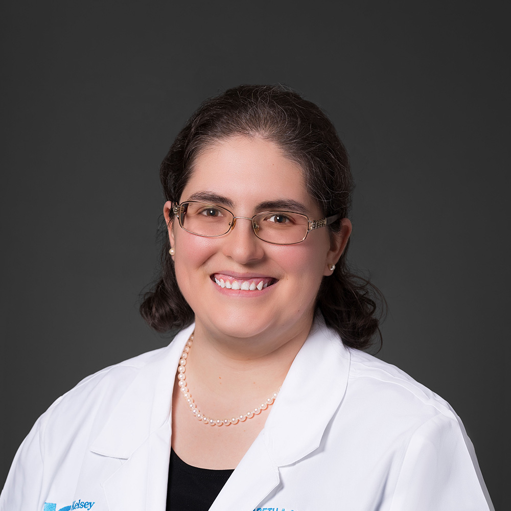 Elizabeth Alessandra Maccato, MD practices Internal Medicine in Sugar Land