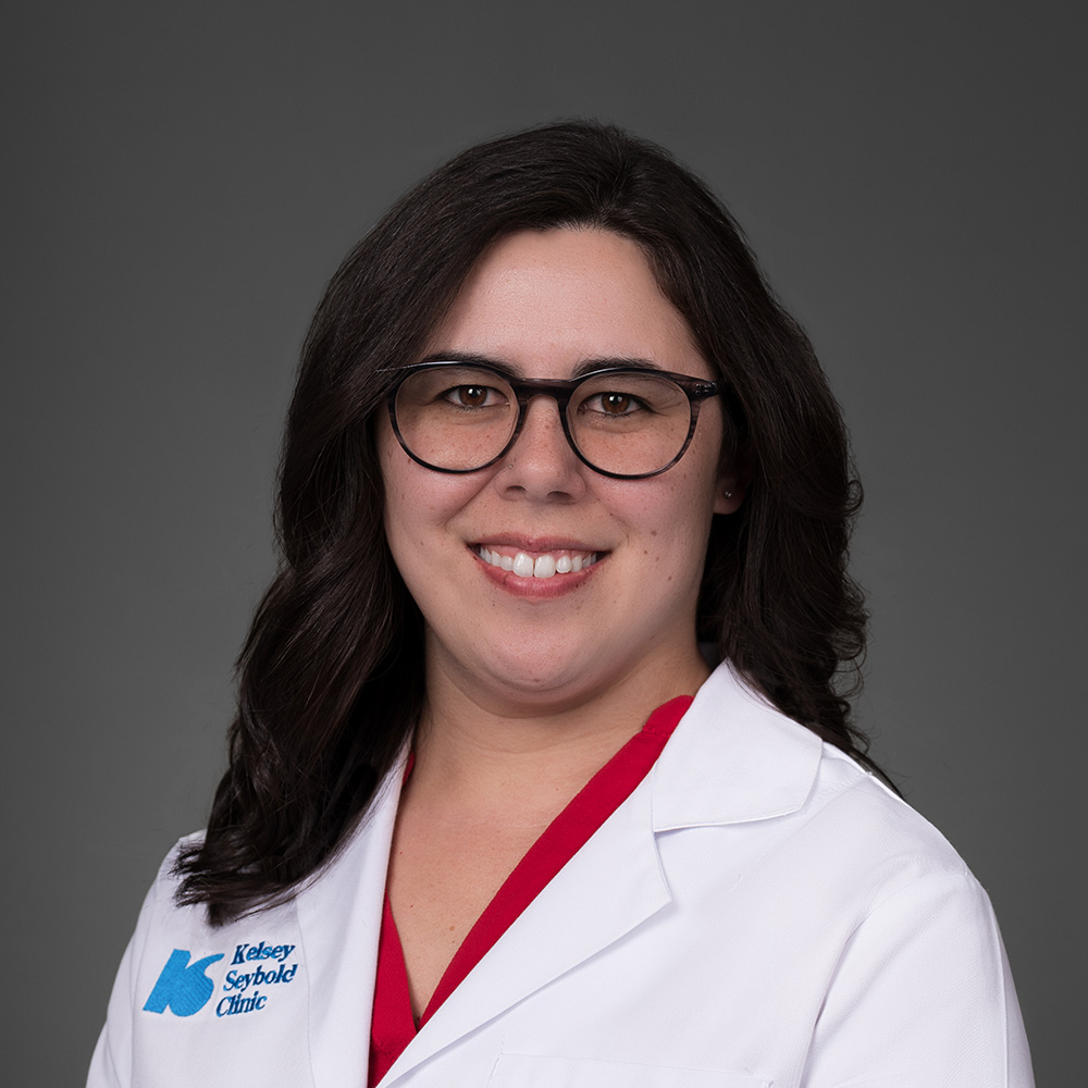 Abigale Owen, DC practices Chiropractor in Stafford and Sugar Land