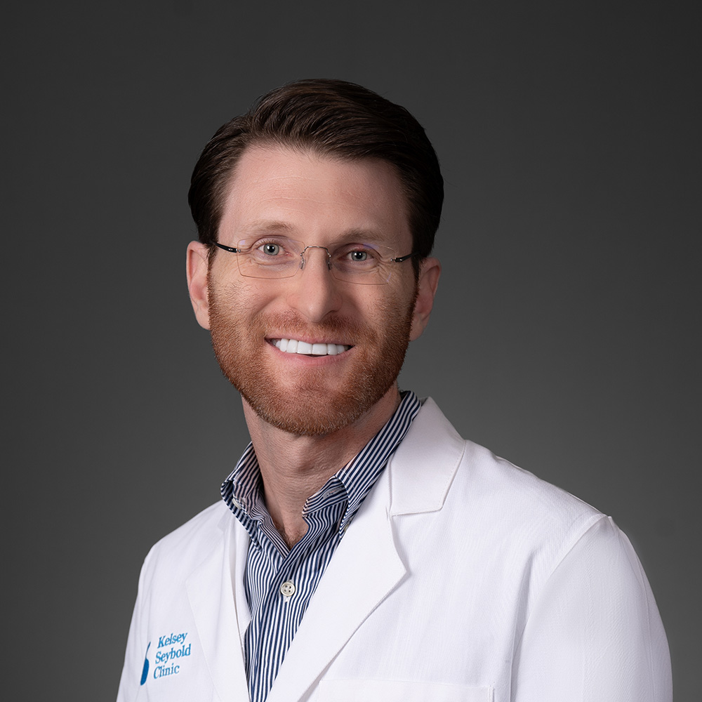 Jordan Ross Fein, MD practices Podiatric Physician in Houston