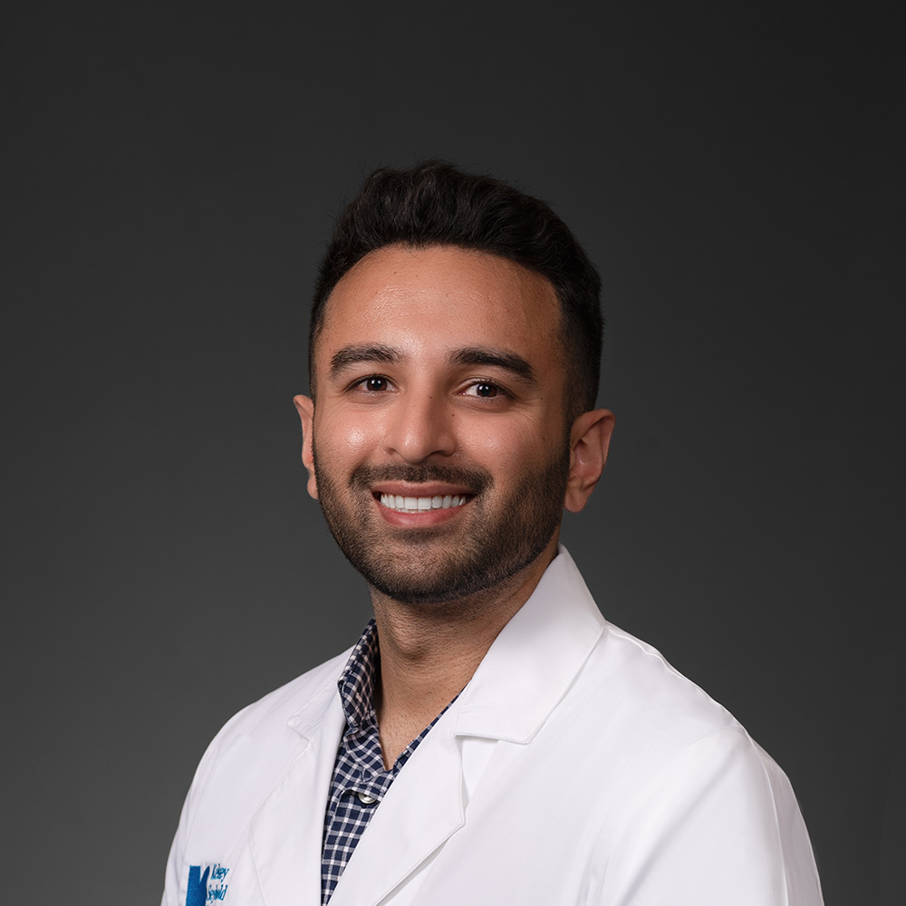 Dhruv G. Bhakta, MD practices Hospitalist in Houston