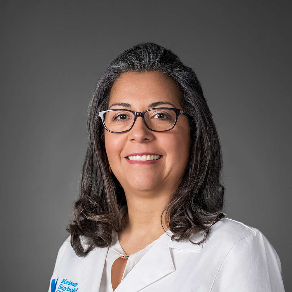 Marines Paredes Chapman, NP practices Family Nurse Practitioner in Webster