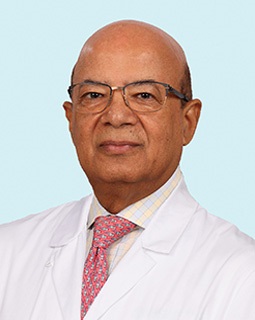 Satish Chander Kapoor, MD practices Internal Medicine in Zephyrhills