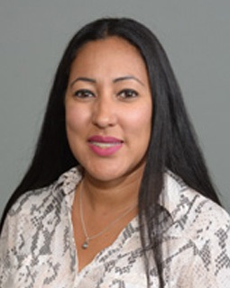 Vimayla Esther Gonzalez, MD practices Internal Medicine in Clermont