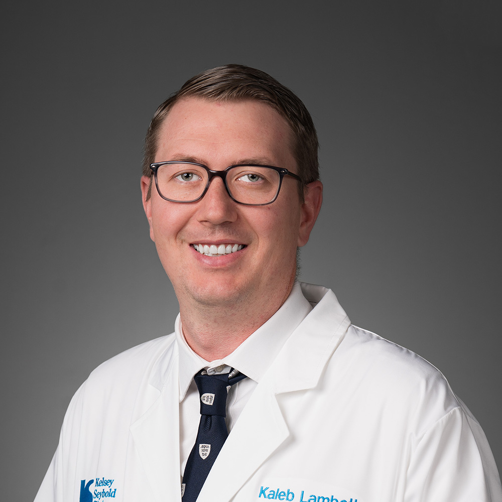 Kaleb Douglas Lambeth, MD practices Internal Medicine in Houston