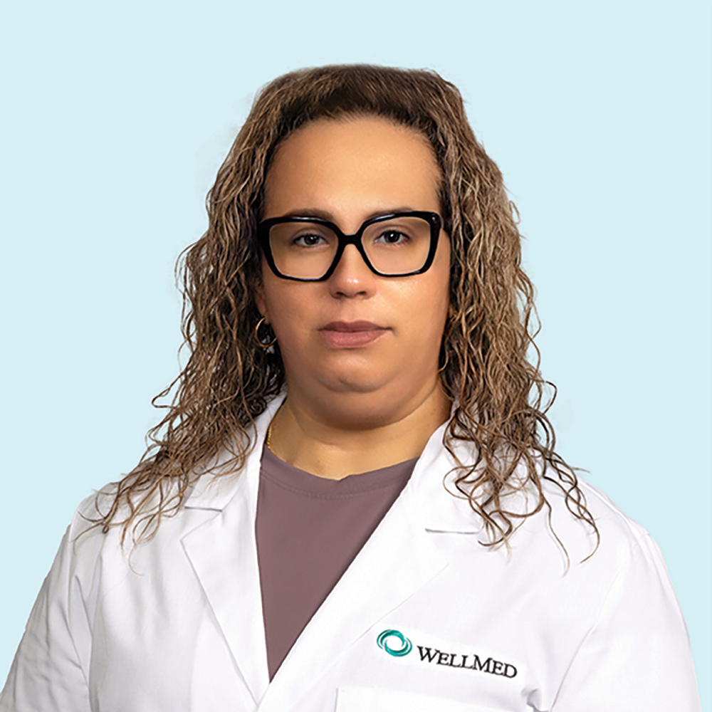 Yadira Martinez-Parra, NP practices Family Nurse Practitioner in Naples
