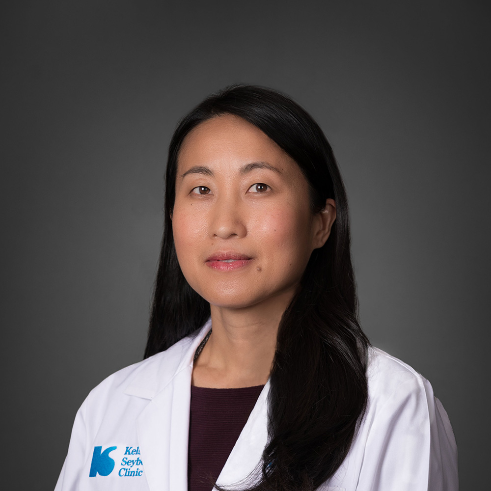 Sarah Elizabeth Duong, MD practices Hospitalist in Houston