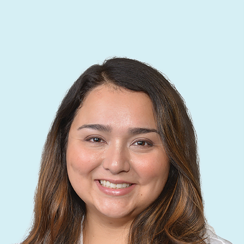 Laura Miranda Prins, DO practices Family Medicine in Largo