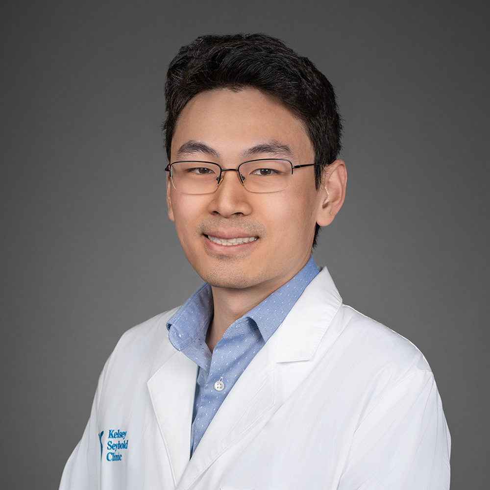 Daniel Si Jie Li, MD practices Hospitalist in Houston