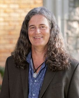 David William Carlson, MD practices Family Medicine in Garland