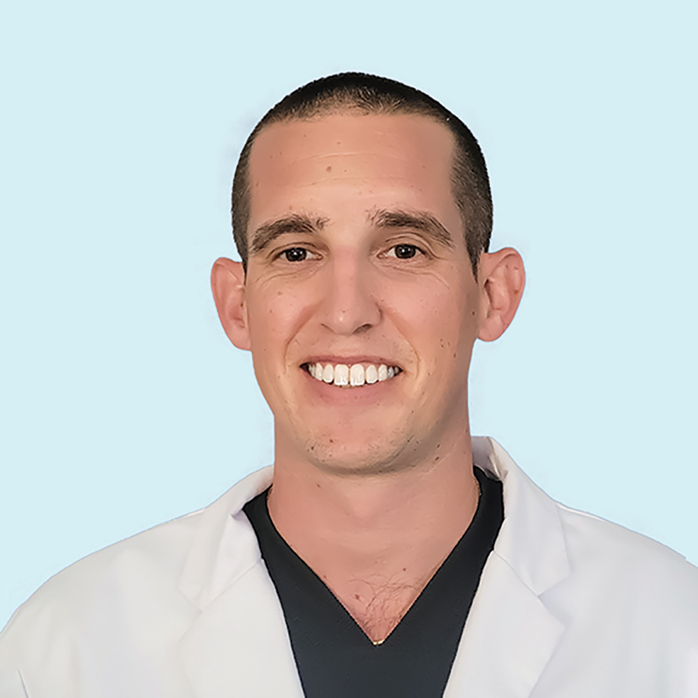 Griffin Lowe Fuller, MD practices Internal Medicine and Family Medicine in Round Rock