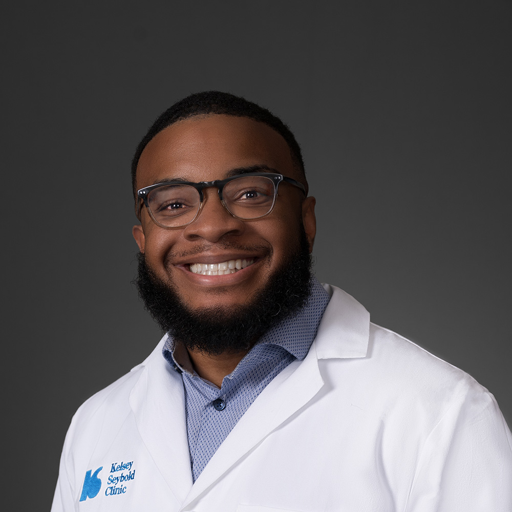 Raman Olumide Bamidele, MD practices Internal Medicine in Pearland
