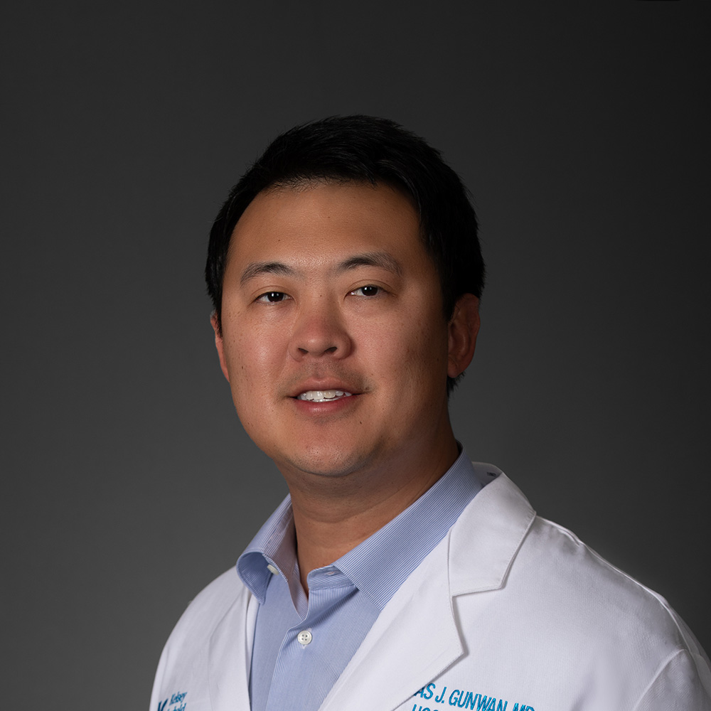 Jonas Gunawan, MD practices Hospitalist in Houston