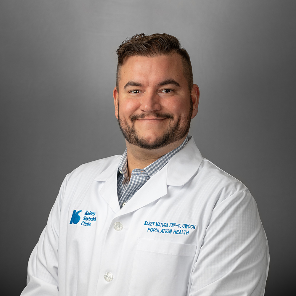 Kasey Lee Matura, NP practices Family Nurse Practitioner in Houston and Pearland