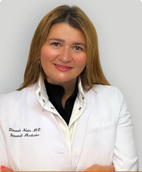 Dinorah Janet Nutis, MD practices Internal Medicine in El Paso