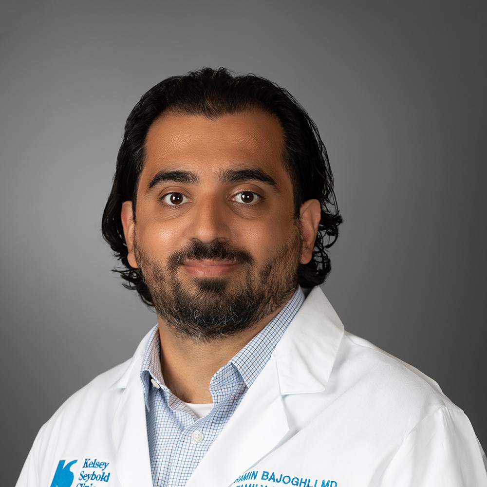 Ramin Bajoghli, MD practices Family Medicine in Houston