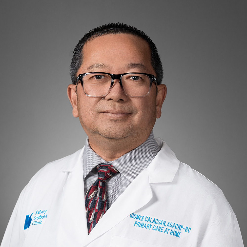 Giomer Jacob Calacsan, NP practices Acute Care Nurse Practitioner in Houston