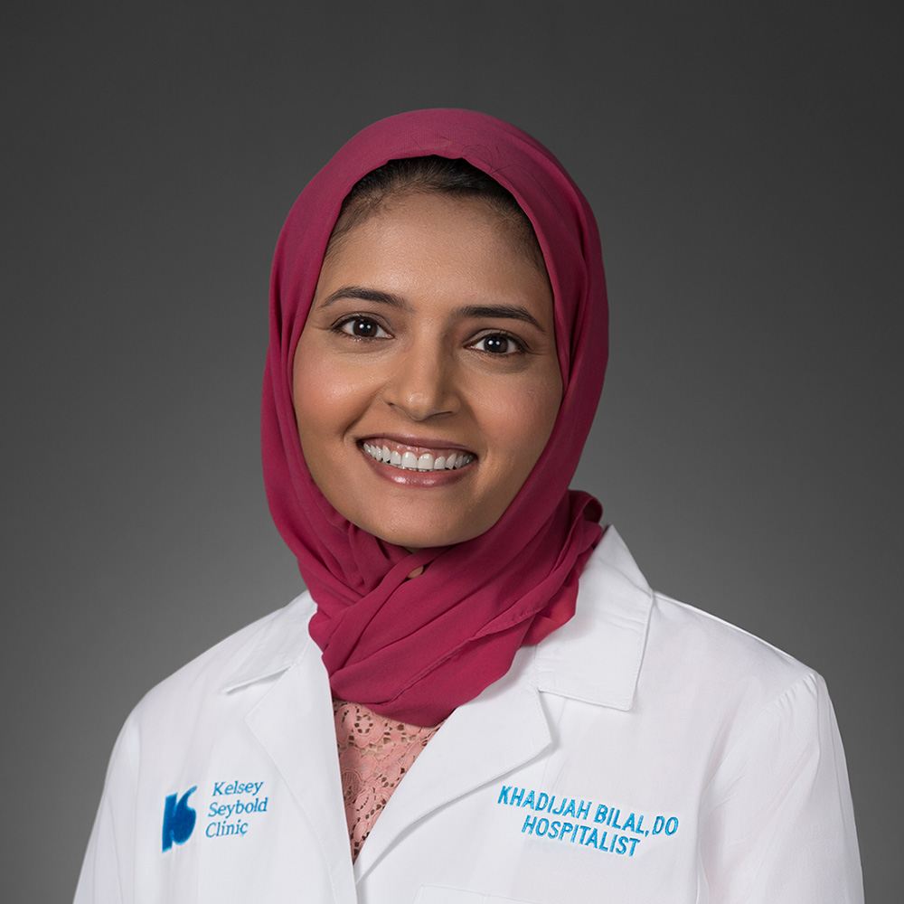 Khadijah Bilal, DO practices Internal Medicine in Houston and Webster