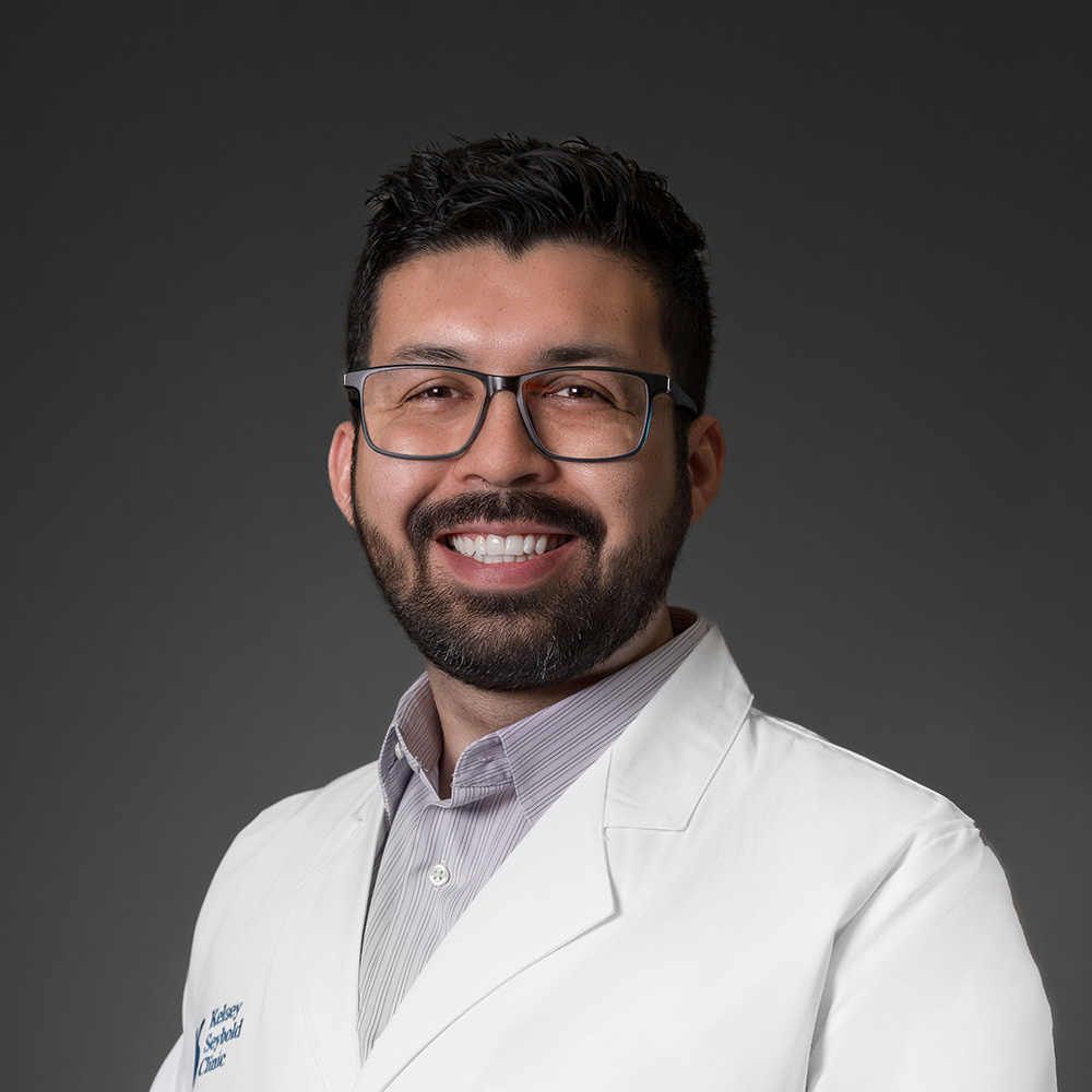 Luis Alberto Juarez, MD practices Family Medicine in Cypress and Houston