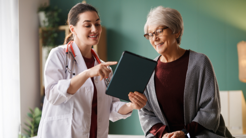 Problemas de la memoria que surgen con la edad: qué es normal y qué no
